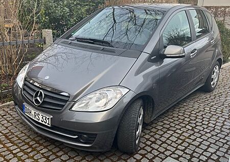 Mercedes-Benz A 160 CDI BlueEFFICIENCY -