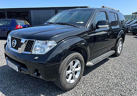 Nissan Pathfinder 2.5 dCi*ARMORED*GEPANZERT*B4+*VR6*AK4