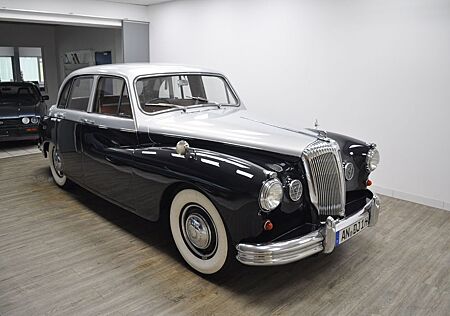 Jaguar Daimler Majestic Major Saloon V8 4,6