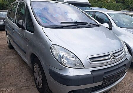 Citroën Xsara Picasso 1.6 16V Style/Tüv+Insp. neu