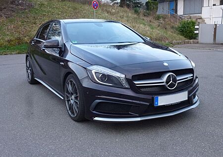 Mercedes-Benz A 45 AMG 4MATIC 410 PS Vmax Pano LED wenig km !