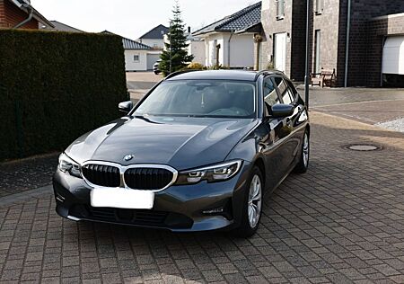 BMW 320d Touring Automatik MildHybrid