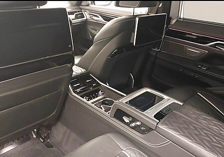 BMW 740 L d xDrive M Sport*ExecutiveLo*SkyLo*Fond