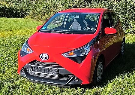 Toyota Aygo (X) Aygo 1,0 53KW 1.Hd unfallfrei sehr gepflegt !