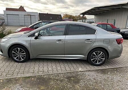 Toyota Avensis Business Edition echte 21.000Km 1.Hand