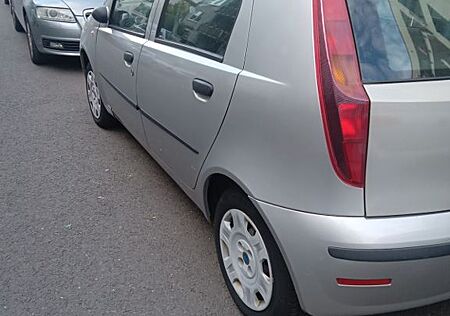 Fiat Punto 1.2 8V Active Active