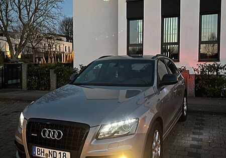 Audi Q5 3.0 TDI S tronic quattro -