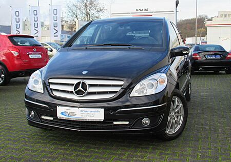 Mercedes-Benz B 200 *AHK*Navi*PDC*SHZ*