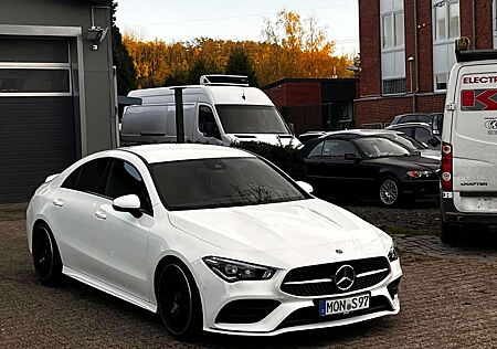 Mercedes-Benz CLA 200 d /// AMG /// Neuwertig ///