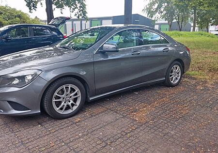 Mercedes-Benz CLA 200 CDI Panorama, Automatik,