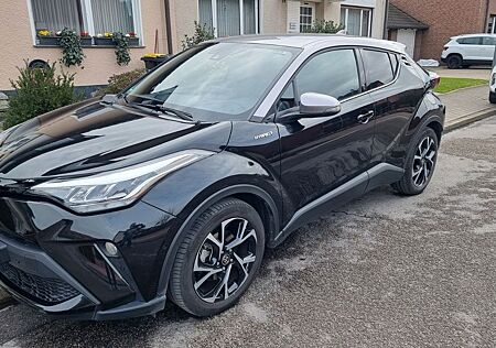 Toyota C-HR 2.0-l-VVTi Hybrid Team Deutschland Team...