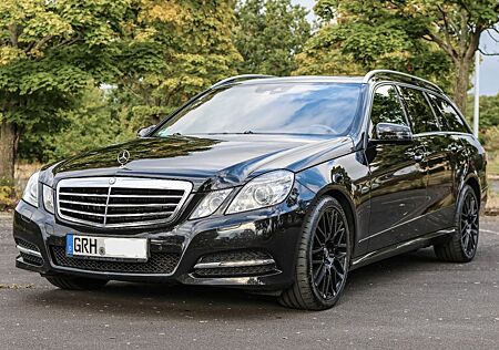 Mercedes-Benz E 300 CDI T AVANTGARDE SCHWARZ LEDER BRAUN
