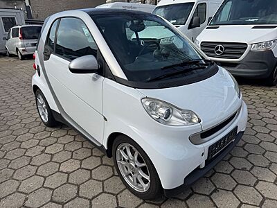 Smart ForTwo fortwo Coupe 1,0 Servolenkung Klimaanlage