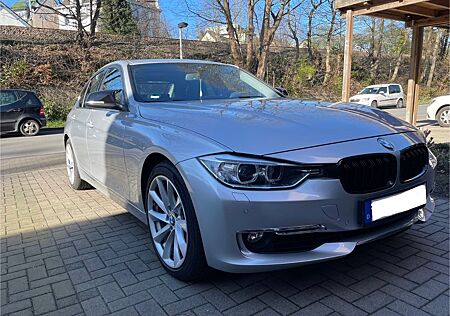 BMW 335xi F30 dt. FZ: HUD*H&K*LH*AHK*20"*8fach