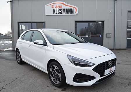 Hyundai i30 Style LED Virtual Navi Kamera CarPlay