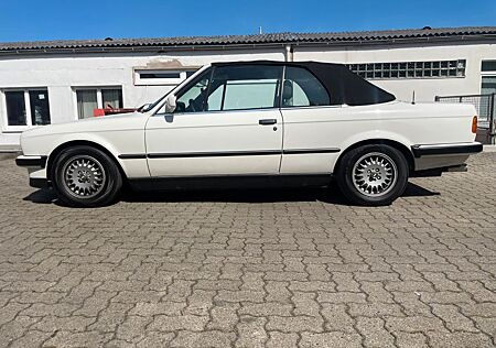 BMW 325i E30 Cabrio