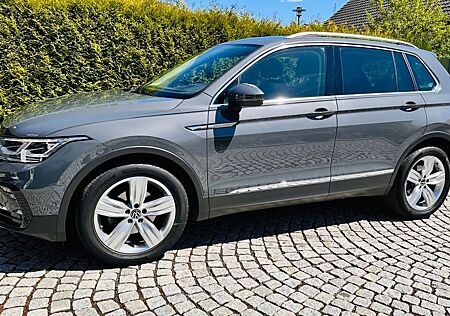 VW Tiguan Volkswagen 1.5TSI DSG Elegance, Standh.,AHK,Garantie