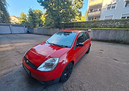 Ford Fiesta 1.3 51 kW Ambiente Ambiente
