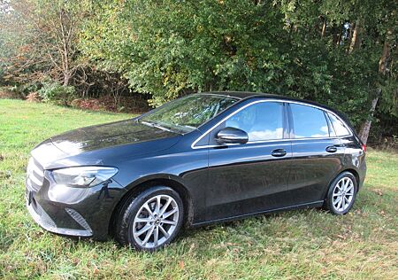 Mercedes-Benz B 180 247 , d DCT - Progressive 7 G
