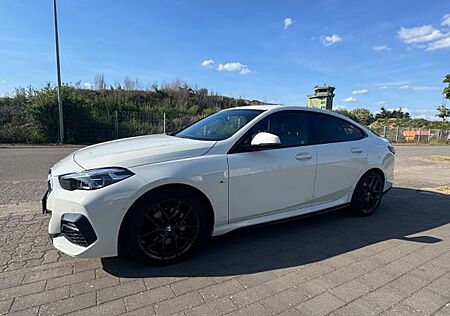 BMW 218 Gran Coupé M Paket 8 Fach