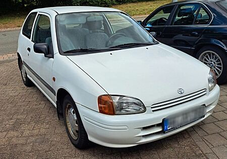 Toyota Starlet 1.3 -