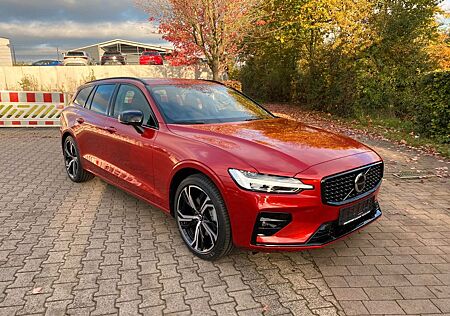 Volvo V60 PLUS DARK +19"+AHK+SH vo+hi+360+PRIVACY