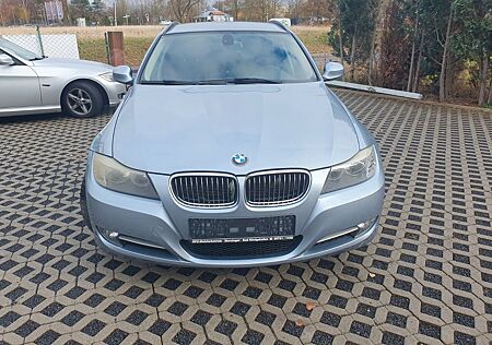 BMW 318d Touring Edition Exclusive Edition Exclusive