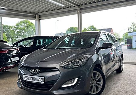 Hyundai i30 cw Trend 1.4 *Klima*Tempomat*Allwetter*