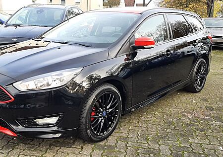 Ford Focus 1,0 EcoBoost 92kW Turnier *ST-LINE*