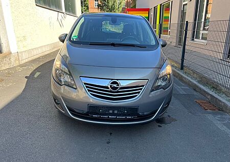 Opel Meriva B Innovation Top Ausstattung/Tüv Neu
