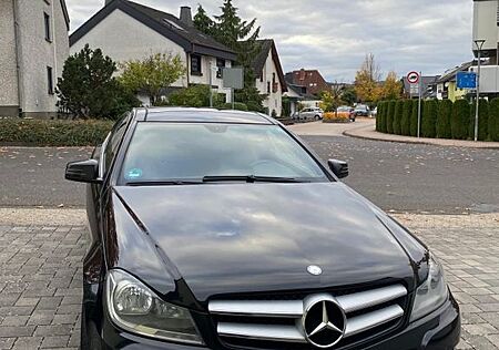 Mercedes-Benz C 180 Coupé