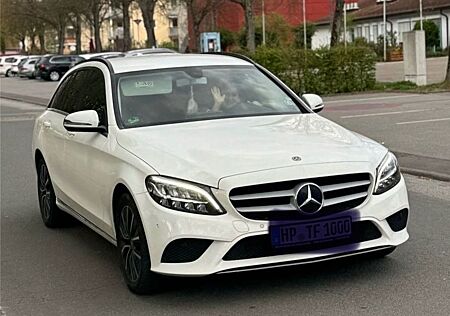 Mercedes-Benz C 220 d 4MATIC T Autom. -