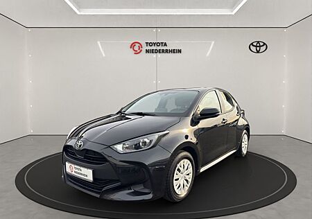 Toyota Yaris Comfort Winterräder Rückfahrkamera
