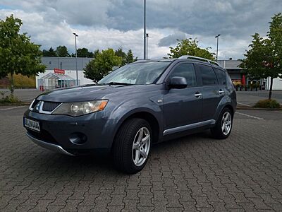 Mitsubishi Outlander 2.2 DI-D Instyle