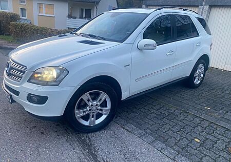 Mercedes-Benz ML 320 CDI 4MATIC -