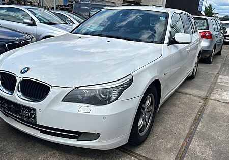BMW 520d *KLIMAAUTOMATIK*ALU*LEDER*NAVI*PDC*TÜV11/25