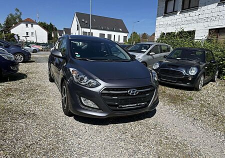 Hyundai i30 blue Classic