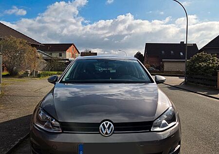 VW Golf Volkswagen VII 1.2 TSI BMT Cup *6-Gang**2.Hand*