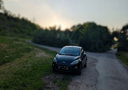 Ford Ka /+ mit TüV Top Zustand