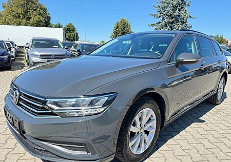 VW Passat Variant Volkswagen Passat Var 2.0TD Conceptline Navi PDC Kamera Alu