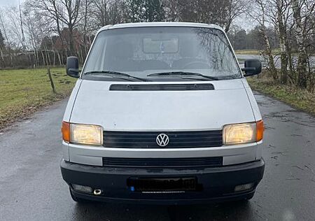 VW T4 Volkswagen Transporter / Camping Ausbau