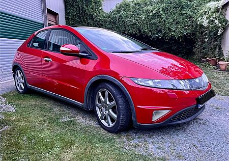 Honda Civic 1.8 Executive *Pano* *Navi* *Kamera*