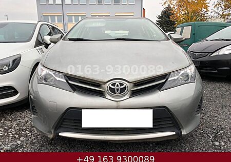 Toyota Auris Life 1,33-l-Dual-VVT-i S/S