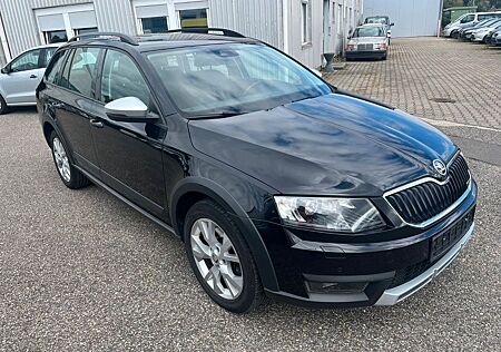 Skoda Octavia Combi Scout 4x4 2.0 TDI DSG Navi Kamera