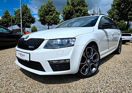 Skoda Octavia Combi RS / 1. Hand / DSG / StHz / Navi