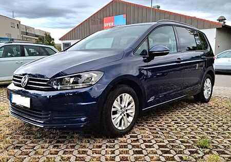 VW Touran Volkswagen 1.6 TDI SCR Comfortline