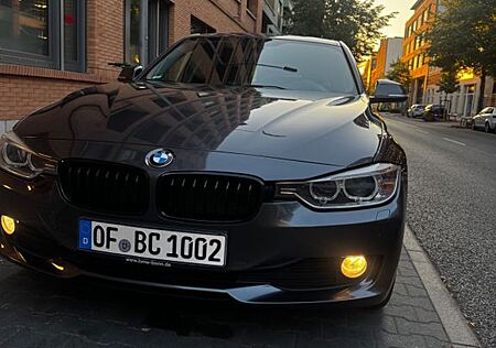 BMW 320d -
