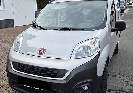 Fiat Fiorino 1,3 multijet Hochdachkombi