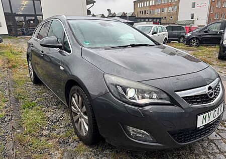 Opel Astra J Sports Tourer Innovation 2.0 TDCI-Xenon