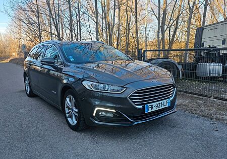 Ford Mondeo Hybrid